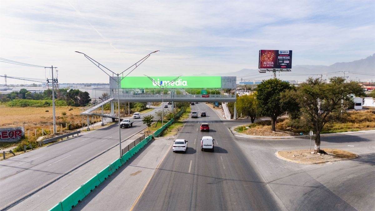 Autopista y Acapulco Rumbo Mty