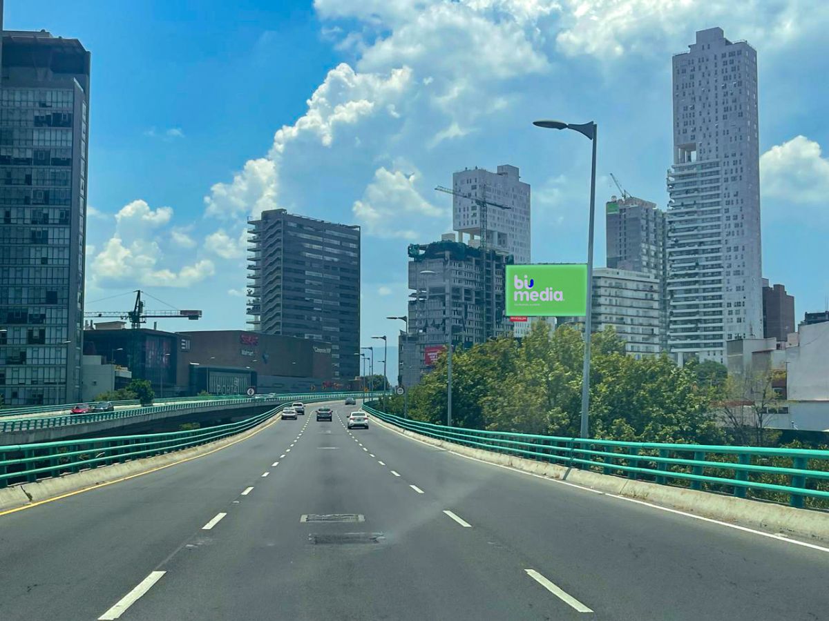 Periferico y Alpes fte Urbano Town 1